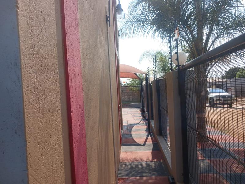 10 Bedroom Property for Sale in Mabopane North West